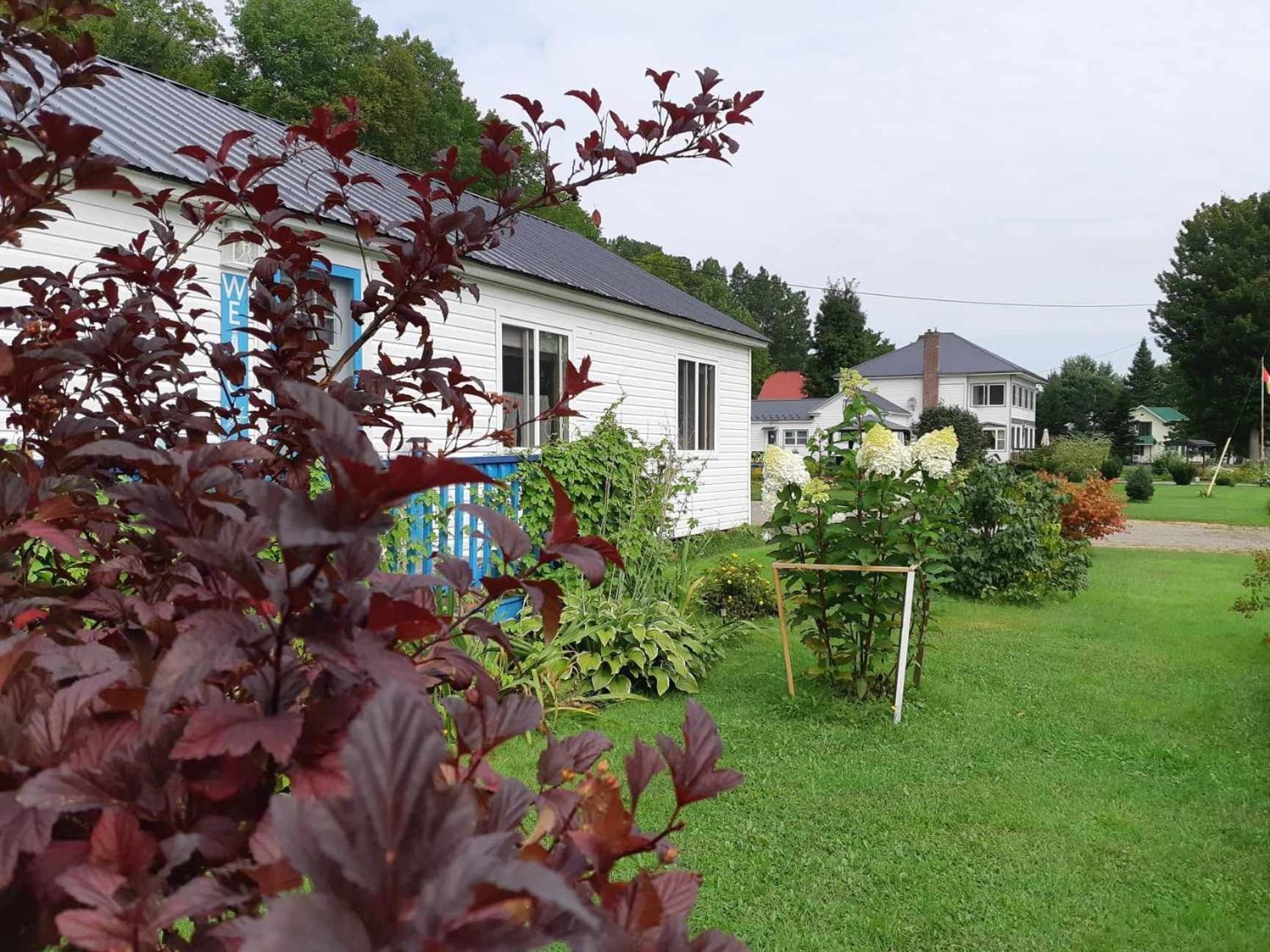 Big Axe Bed & Breakfast Otis Dış mekan fotoğraf